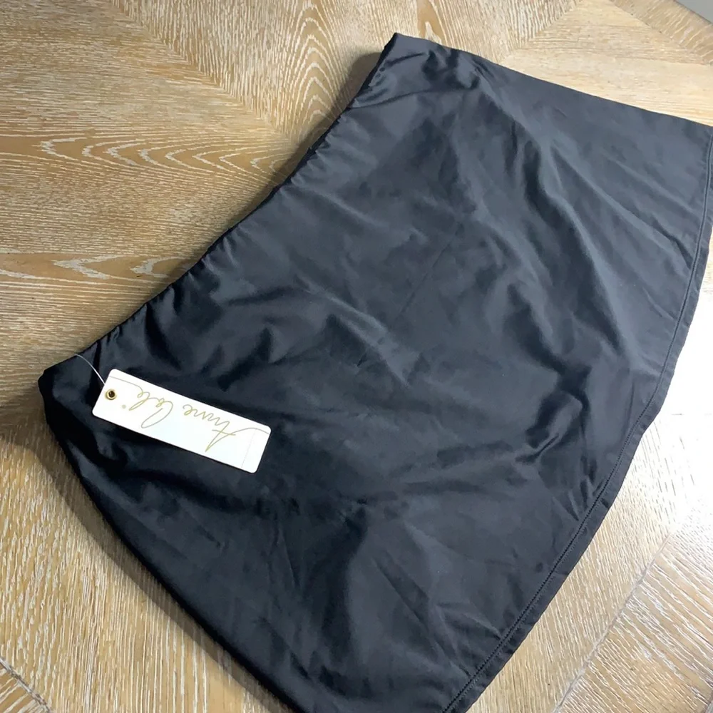 ANNE COLE Plus Size Black Adjustable Side Slit Skirted Bottom 24W